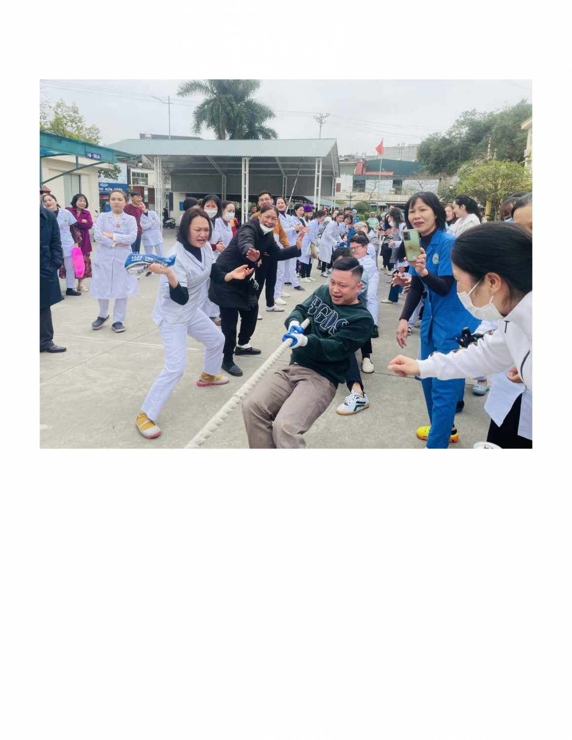 fcbc1fe660165c585f4f80d5aa7fa26e 10